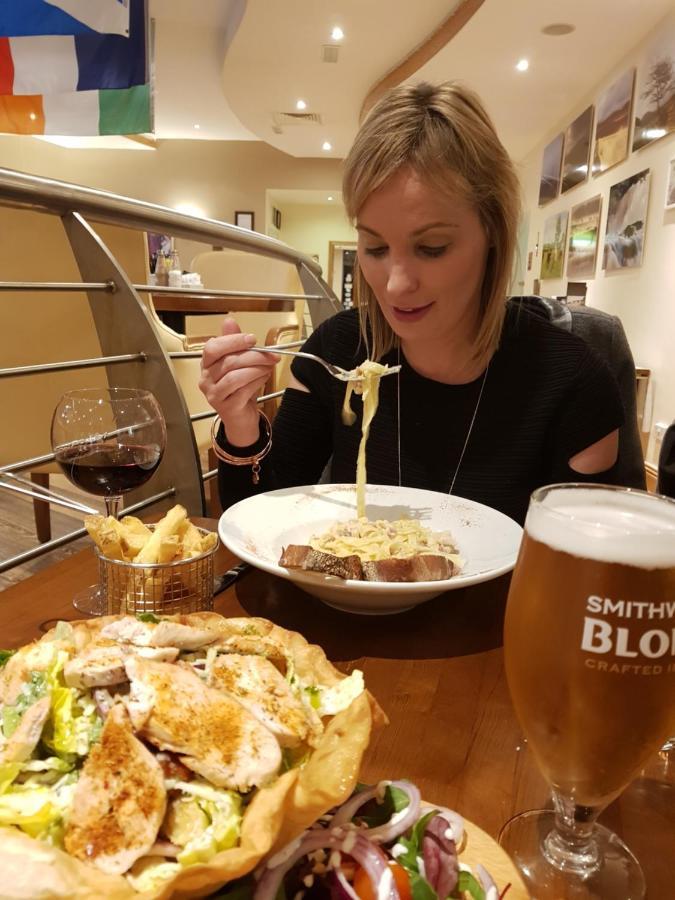 Carrick on Shannon Leitrim Marina Hotel المظهر الخارجي الصورة