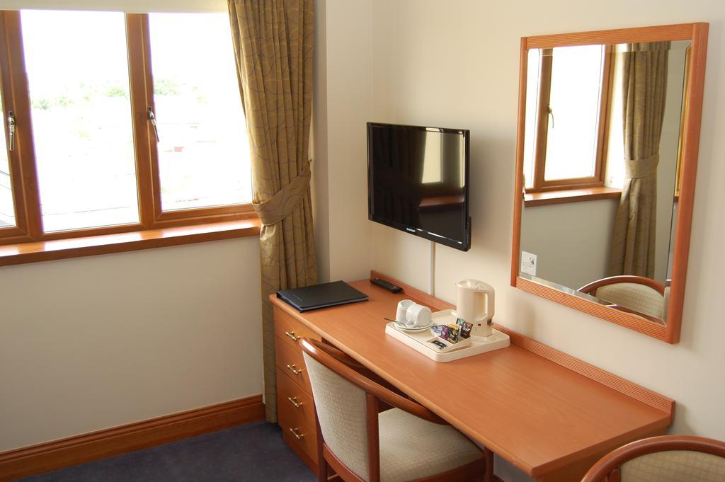 Carrick on Shannon Leitrim Marina Hotel المظهر الخارجي الصورة