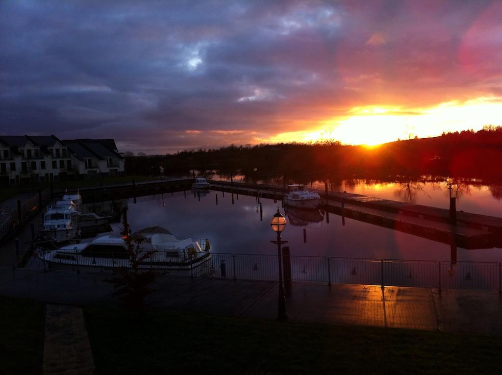 Carrick on Shannon Leitrim Marina Hotel المظهر الخارجي الصورة